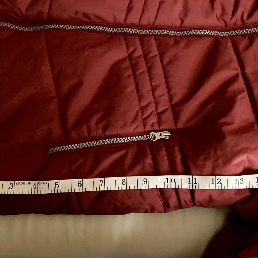 WHALES TAIL red puffer jacket size medium for kids